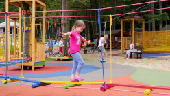 Дитячі майданчики